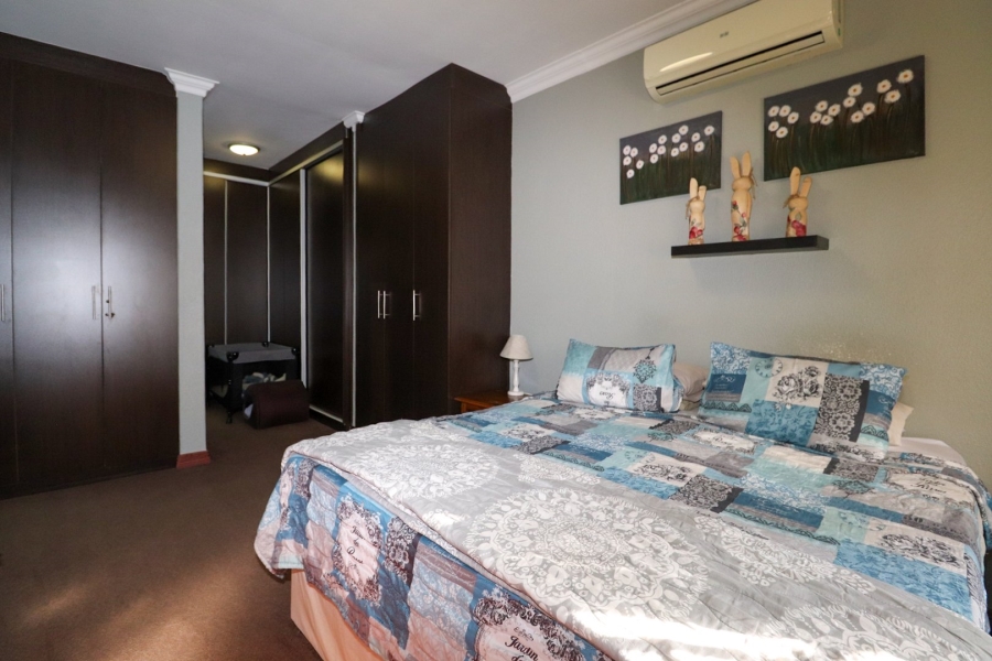 3 Bedroom Property for Sale in Flamwood North West